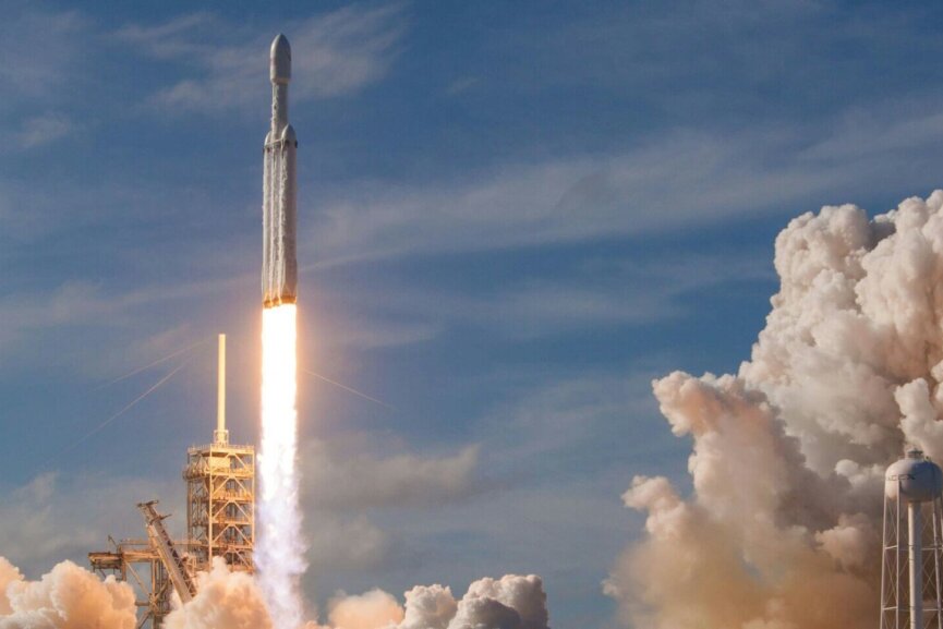 spacex-OHOU-5UVIYQ-unsplash cropped